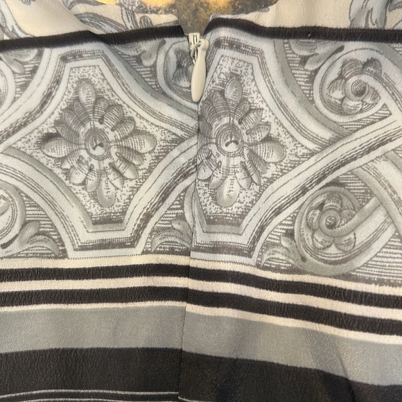 Vince Camuto Black and White Patterned Dress - Picture 10 of 10